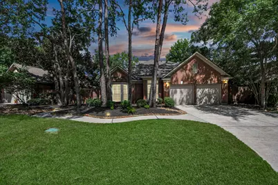 39 Wild Meadow Court, The Woodlands, TX 77380 - Photo 4