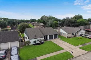 9014 Kirkmont Dr, Houston, TX 77089 - Photo 30
