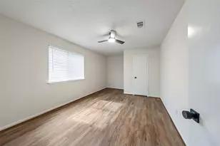9014 Kirkmont Dr, Houston, TX 77089 - Photo 20