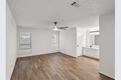 9014 Kirkmont Drive, Houston, TX 77089 - Photo 18