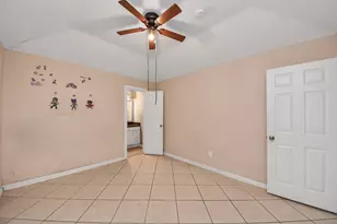 5534 Ambern Dr, Houston, TX 77053 - Photo 16