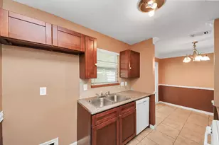 5534 Ambern Dr, Houston, TX 77053 - Photo 10