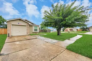 5534 Ambern Dr, Houston, TX 77053 - Photo 2