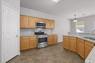 7535 Park Bend Ln, Pasadena, TX 77505 - Photo 10