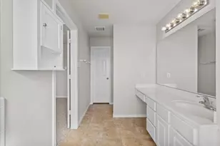 7535 Park Bend Ln, Pasadena, TX 77505 - Photo 16