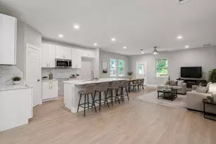 5447 N Shady Creek Dr, Houston, TX 77017 - Photo 2