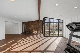 9107 Timberside Dr, Houston, TX 77025 - Photo 14