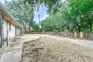 7526 Antoine Dr, Houston, TX 77088 - Photo 24