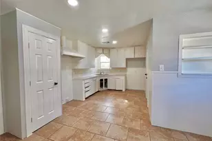 914 Bunton St, Houston, TX 77009 - Photo 6