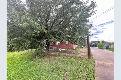 20661 Cochran Road, Prairie View, TX 77445 - Photo 2