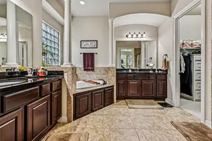 13909 N Lake Branch Ln, Houston, TX 77044 - Photo 24