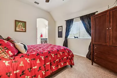 13909 N Lake Branch Lane, Houston, TX 77044 - Photo 38