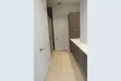 1211 Caroline Street #1005, Houston, TX 77002 - Photo 10