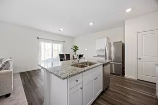 10143 California Lily Ln Ln, Houston, TX 77016 - Photo 14