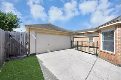2914 Laguna Shores Lane, League City, TX 77573 - Photo 50