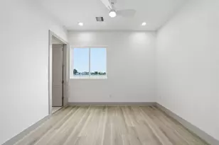 1116 Weiss St, Houston, TX 77009 - Photo 18