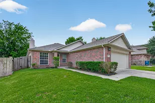 18499 Sunrise Pines Dr, Montgomery, TX 77316 - Photo 2
