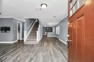 3217 Michigan St, Baytown, TX 77520 - Photo 4