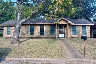 206 Valley Ln, Crockett, TX 75851 - Photo 8