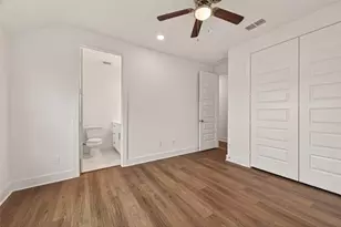 1502 Hussion St, Houston, TX 77003 - Photo 20