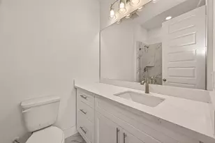 1502 Hussion St, Houston, TX 77003 - Photo 26