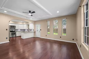 2713 Druid St, Houston, TX 77091 - Photo 10