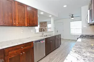 11568 S Kirkwood Rd, Houston, TX 77477 - Photo 6