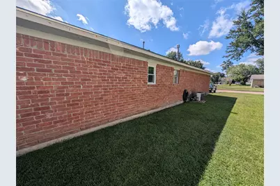 9310 Magnolia Ridge Drive, Houston, TX 77070 - Photo 6