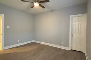 339 Owens St, Houston, TX 77029 - Photo 8