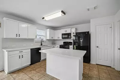 13926 Tinsley Court, Houston, TX 77014 - Photo 6