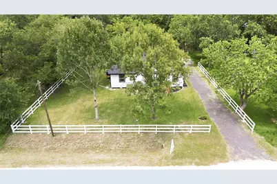 8414 Schiro Road, Hitchcock, TX 77563 - Photo 34