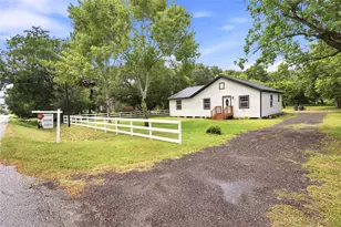 8414 Schiro Rd, Hitchcock, TX 77563 - Photo 26