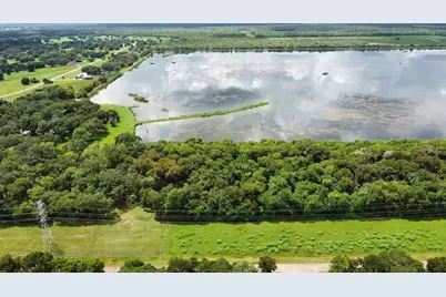 201 Middle Bayou Trail, Angleton, TX 77515 - Photo 6