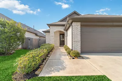 20231 Moonlight Falls Court, Richmond, TX 77407 - Photo 2