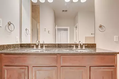 1174 Hempstead Villa Lane, Houston, TX 77008 - Photo 34