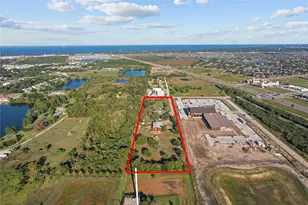 2730 Lawrence Rd, Kemah, TX 77565 - Photo 1