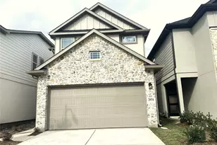 2974 Pk Hl Ln, Stafford, TX 77477 - Photo 2