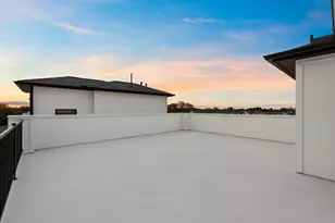 8707 Ojeman Villas Dr, Houston, TX 77055 - Photo 44