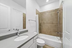 2024 Waterloo Station Rd, Houston, TX 77045 - Photo 18