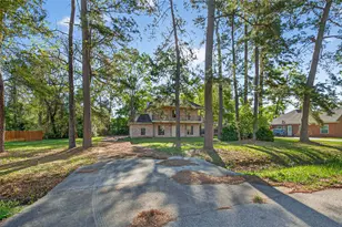 410 Caesars Cir, New Caney, TX 77357 - Photo 12