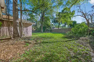 410 Caesars Cir, New Caney, TX 77357 - Photo 6