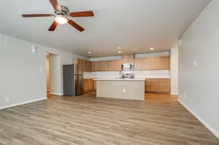 211 Pk Pl Cir, Waller, TX 77484 - Photo 6
