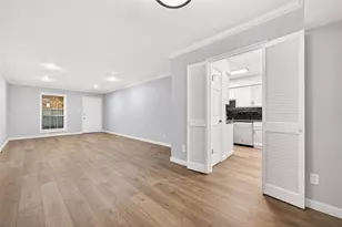 359 N Post Oak Ln, Houston, TX 77024 - Photo 10