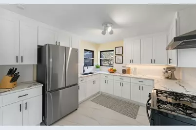 9711 Bertwood Street, Houston, TX 77016 - Photo 12