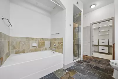 1901 Post Oak Boulevard #2215, Houston, TX 77056 - Photo 12