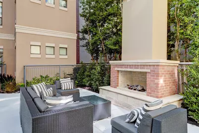 1901 Post Oak Boulevard #2215, Houston, TX 77056 - Photo 22
