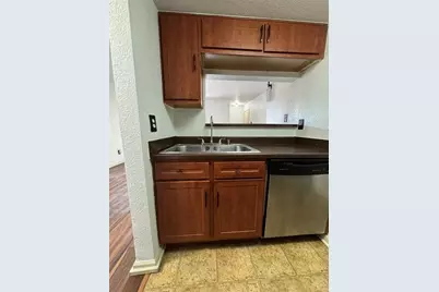 8100 Creekbend Drive #156, Houston, TX 77071 - Photo 6