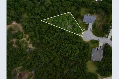 13/14 Buckeye Ln, Wimberley, TX 78676 - Photo 2