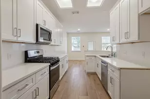 13167 Peppergate Ln, Houston, TX 77044 - Photo 8