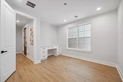 1031 W 17th Street, Houston, TX 77008 - Photo 16